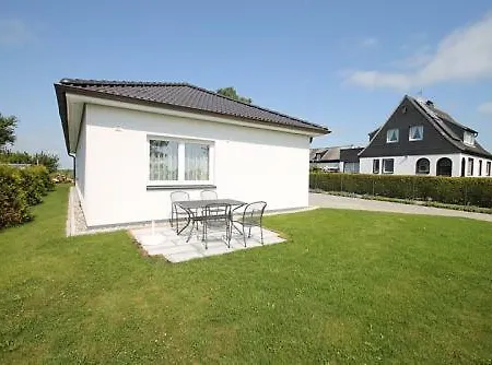 1005 - Haus Landau Holiday home *